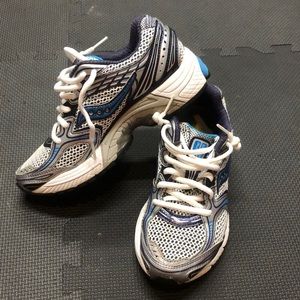 Women’s Saucony Guide 3